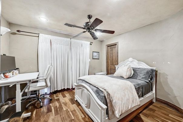 Bedroom, Home Office, Interior, Recessed Lighting, Wood Texture Flooring