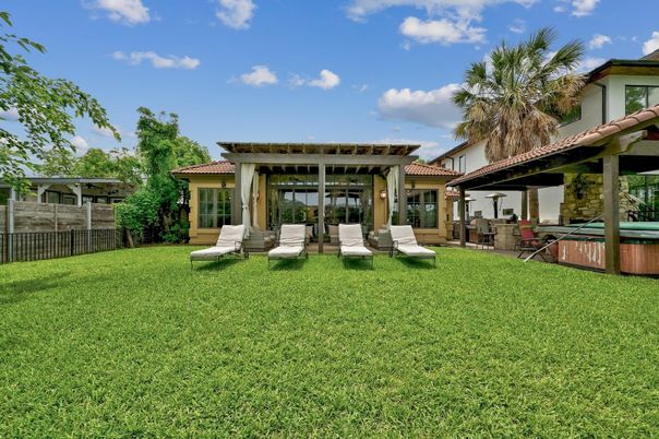 Backyard, Exterior, Hot Tub
