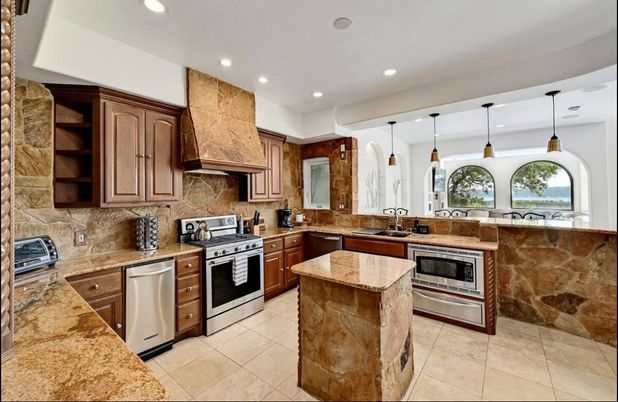 Interior, Kitchen, Pendant Lights, Recessed Lighting, Stainless Steel Appliances, Water