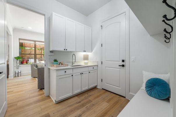 Interior, Recessed Lighting, Wood Texture Flooring