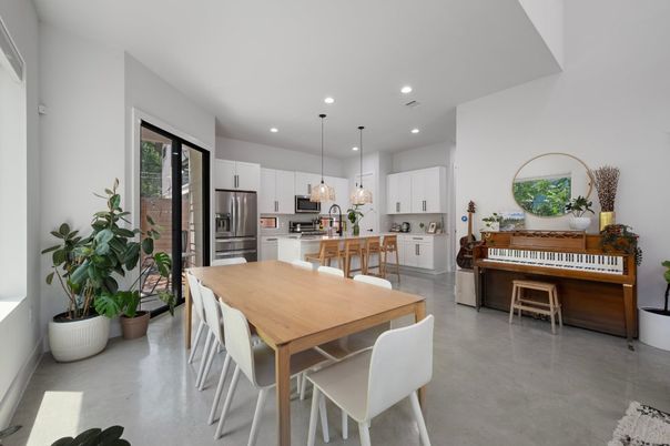 Dining room, Interior, Kitchen, Pendant Lights, Piano, Recessed Lighting, Stainless Steel Appliances