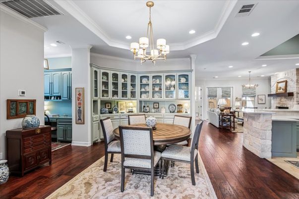 Chandelier, Dining room, Interior, Kitchen, Recessed Lighting, Wood Texture Flooring
