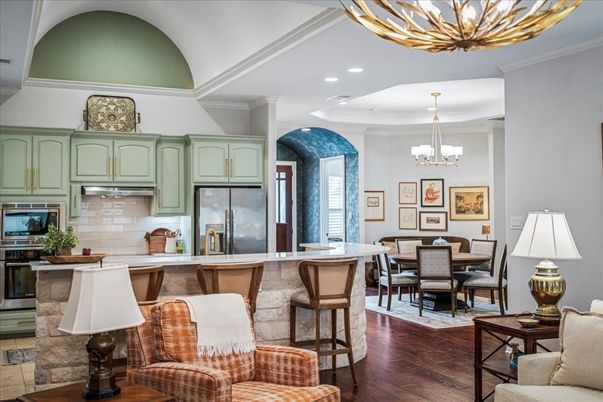 Chandelier, Dining room, Interior, Kitchen, Recessed Lighting, Stainless Steel Appliances, Wood Texture Flooring