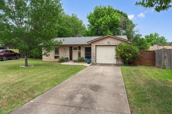 Attached, Exterior, Facade, Brick Facade, Ranch