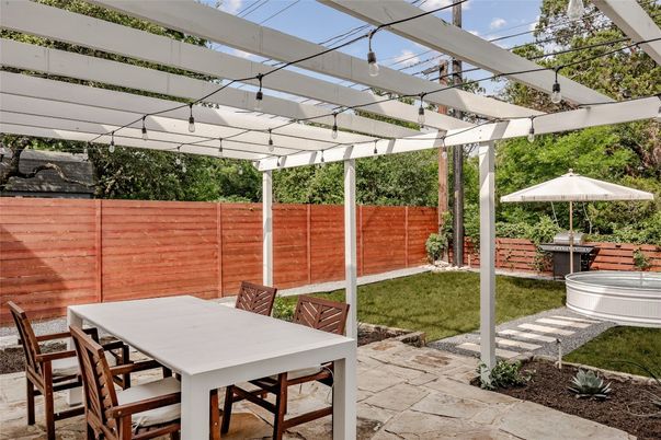 Backyard, Exterior