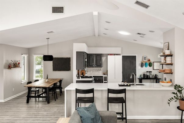 Dining room, Interior, Kitchen, Pendant Lights, Recessed Lighting, Wood Texture Flooring