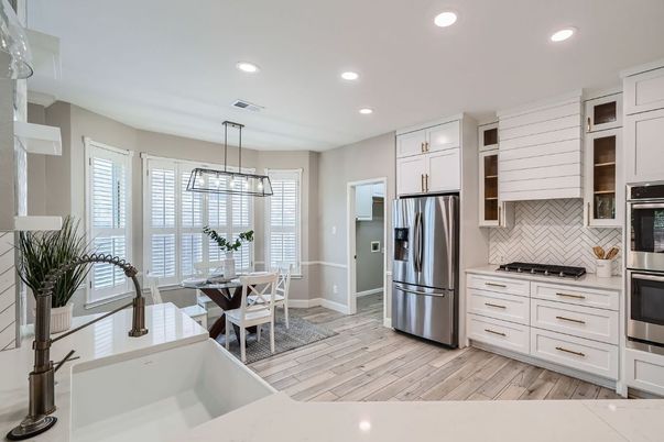 Dining room, Interior, Kitchen, Pendant Lights, Recessed Lighting, Stainless Steel Appliances, Wood Texture Flooring