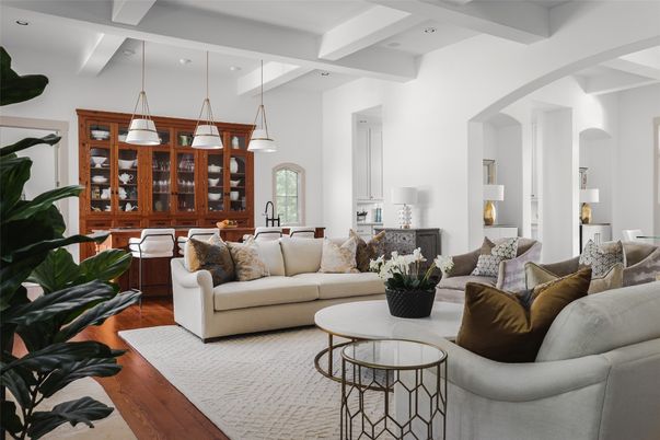 Interior, Living room, Pendant Lights, Recessed Lighting, Wood Texture Flooring