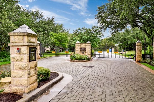 Exterior, Fireplace, Playground