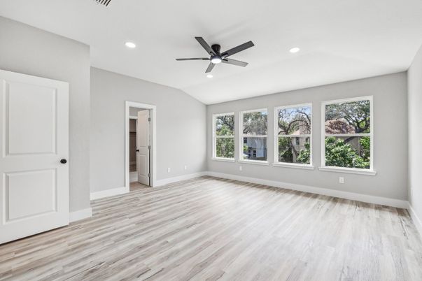 Empty room, Interior, Recessed Lighting, Wood Texture Flooring