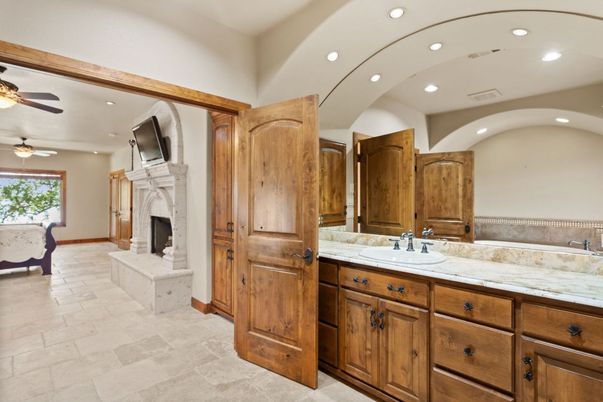 Bathroom, Fireplace, Interior, Recessed Lighting