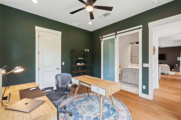 Bathroom, Home Office, Interior, Recessed Lighting, Wood Texture Flooring