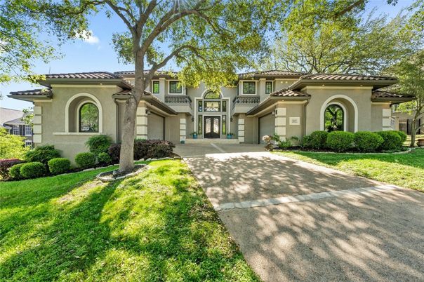 Backyard, Exterior, Facade, Mediterranean