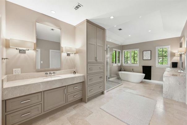 Bathroom, Dual Sink Vanities, Free Standing Baths, Interior, Recessed Lighting