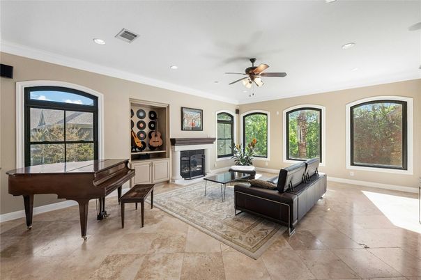 Fireplace, Interior, Living room, Piano, Recessed Lighting