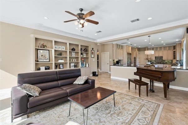 Interior, Kitchen, Living room, Pendant Lights, Piano, Recessed Lighting