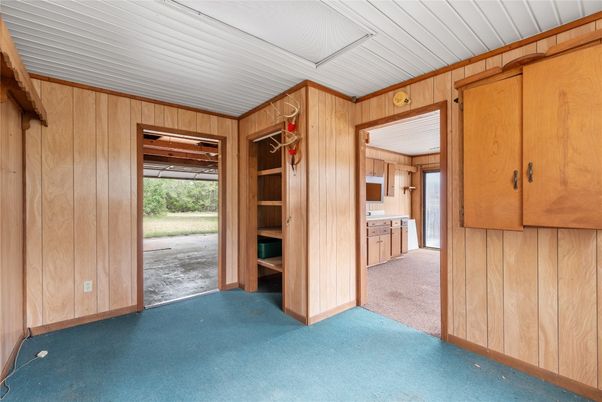 Empty room, Interior, Wooden Walls