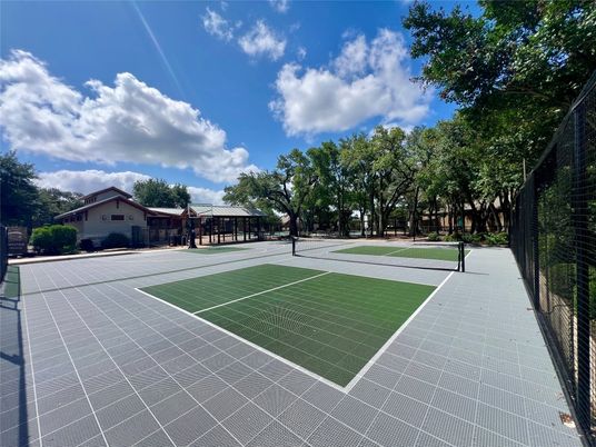 Exterior, Tennis Courts