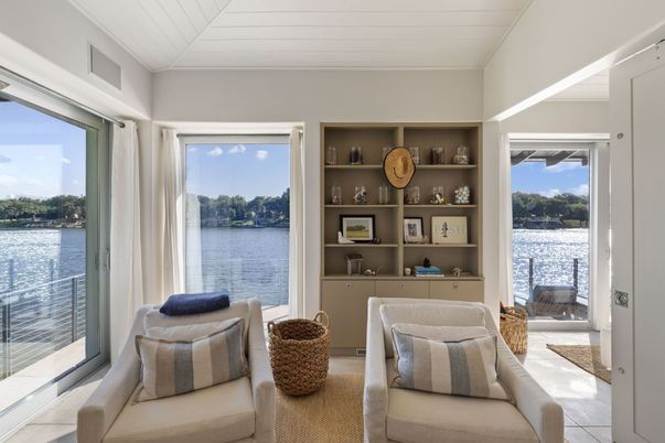 Interior, Water
