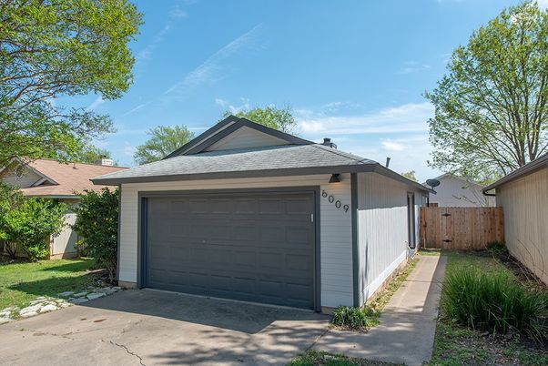 Detached Garage, Exterior