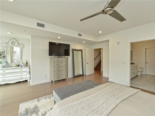 Bathroom, Interior, Recessed Lighting, Wood Texture Flooring