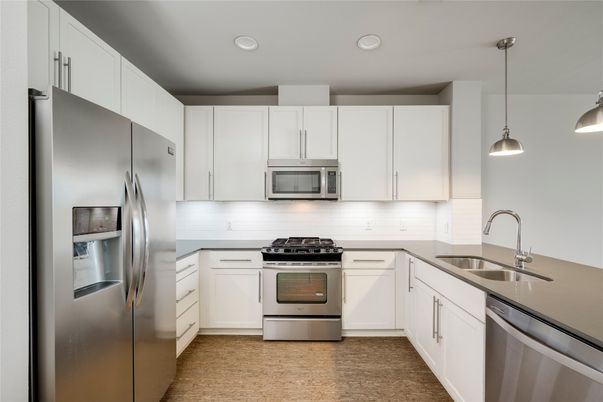 Interior, Kitchen, Pendant Lights, Recessed Lighting, Stainless Steel Appliances