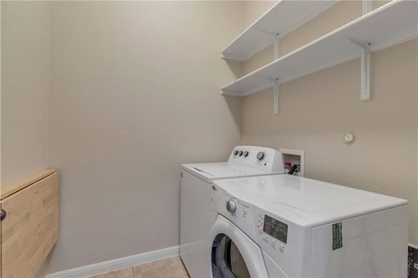 Interior, Washer