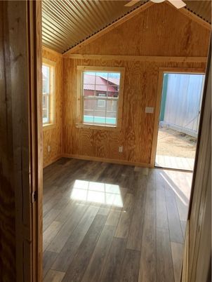 Empty room, Interior, Wood Texture Flooring, Wooden Walls