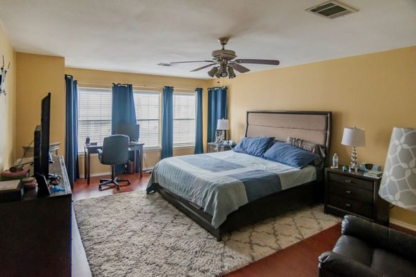 Bedroom, Home Office, Interior, Wood Texture Flooring