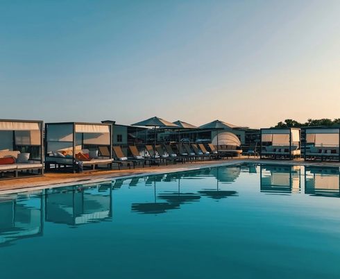 Exterior, Pool
