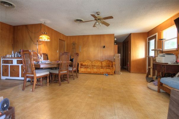 Dining room, Interior, Pendant Lights, Wooden Walls