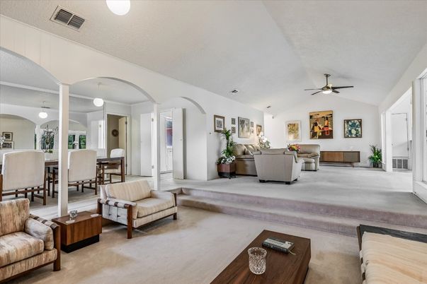 Dining room, Interior, Living room, Pendant Lights