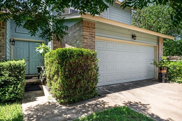 Detached Garage, Exterior