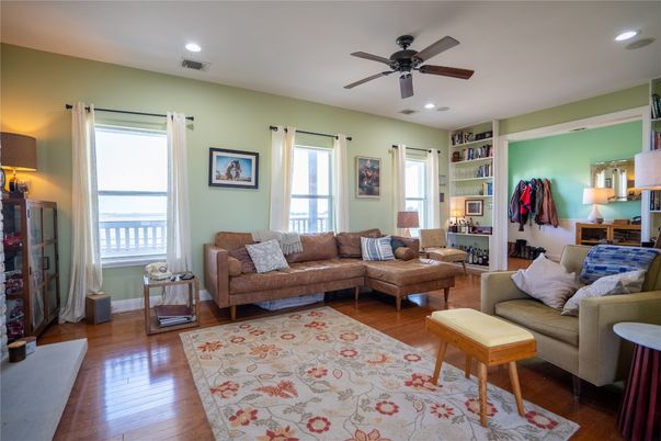 Interior, Living room, Recessed Lighting, Wood Texture Flooring
