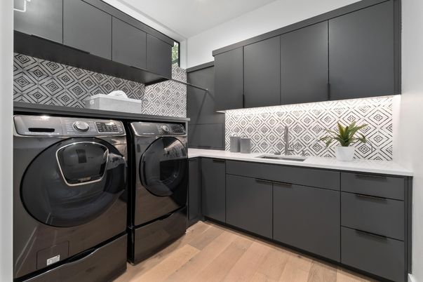 Interior, Washer, Wood Texture Flooring
