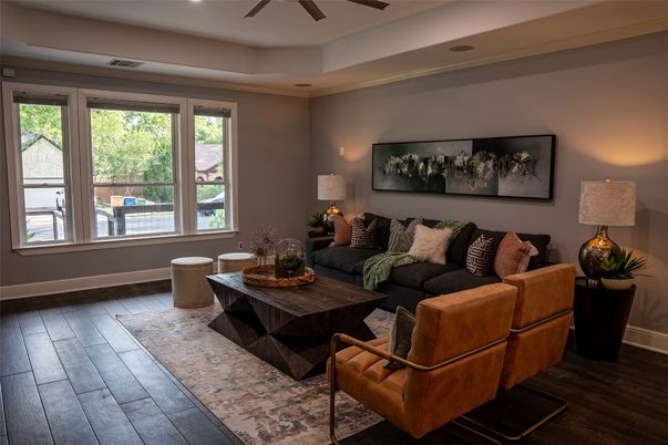 Interior, Living room, Recessed Lighting, Wood Texture Flooring