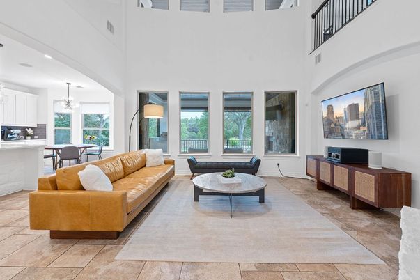 Dining room, Interior, Living room, Pendant Lights, Recessed Lighting
