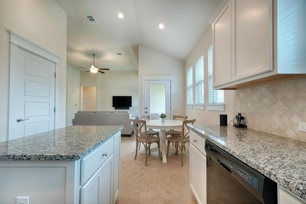Dining room, Interior, Kitchen, Recessed Lighting