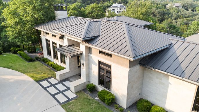 Exterior, Drone