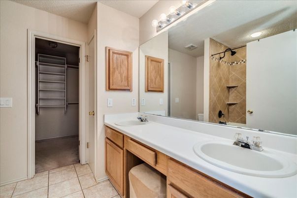Bathroom, Dual Sink Vanities, Interior, Walk-in Closets
