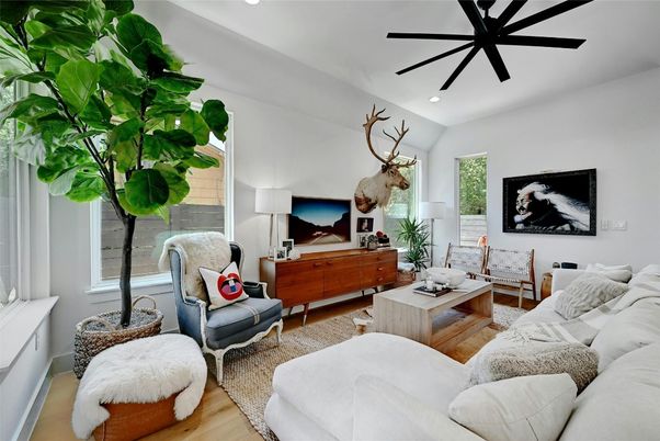Interior, Living room, Recessed Lighting, Wood Texture Flooring