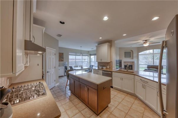 Dining room, Interior, Kitchen, Pendant Lights, Recessed Lighting