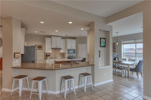 Dining room, Interior, Kitchen, Pendant Lights, Recessed Lighting