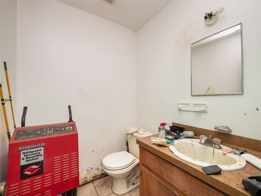 Bathroom, Interior