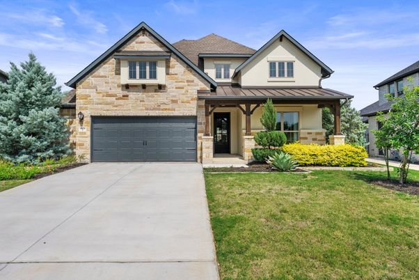 Attached, Exterior, Facade, Brick Traditional