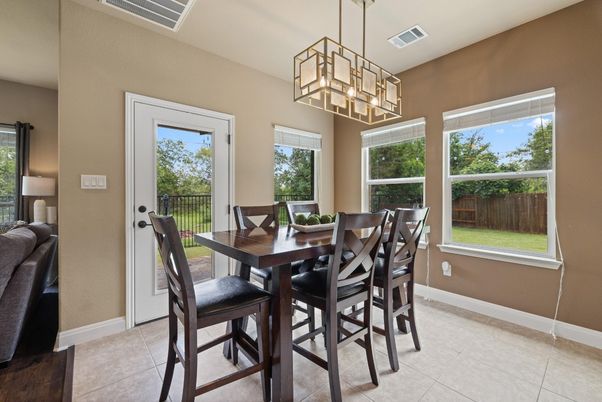 Chandelier, Dining room, Interior, Pendant Lights