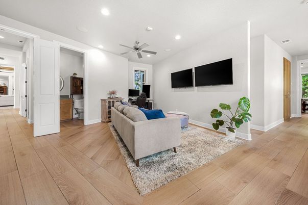 Interior, Living room, Recessed Lighting, Wood Texture Flooring