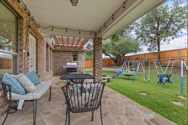 Backyard, Exterior, Playground