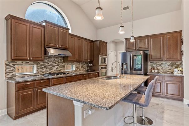 Interior, Kitchen, Pendant Lights, Stainless Steel Appliances