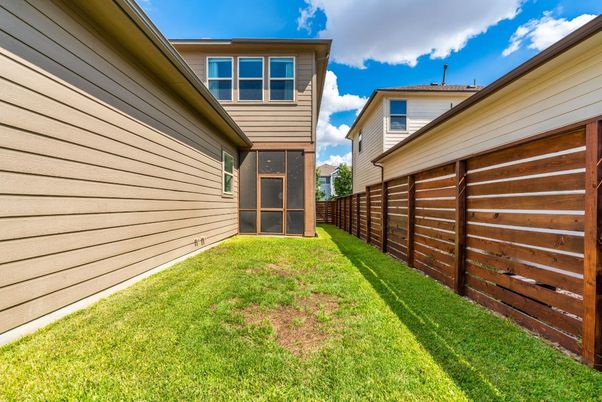 Backyard, Exterior